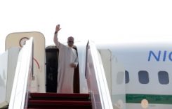 Buhari Extends Stay in UK, Now to Return on Sunday
