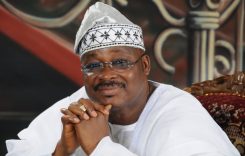 Ajimobi Mourns as Prominent Ibadan High Chief Dies 72 Hours to Becoming Oba